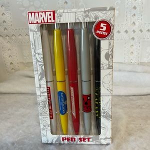 Marvel Avengers pet set of 5